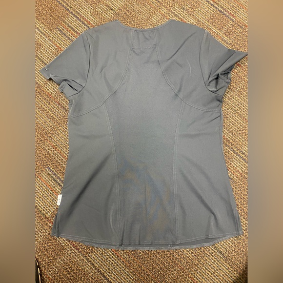 Ava Therese Active Scrub Top - Picture 3 of 3